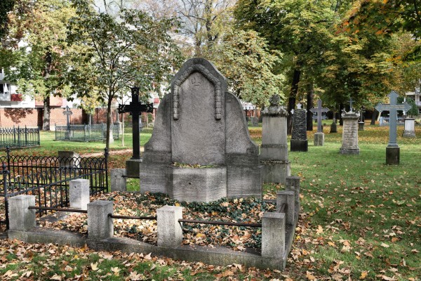Garnisonfriedhof