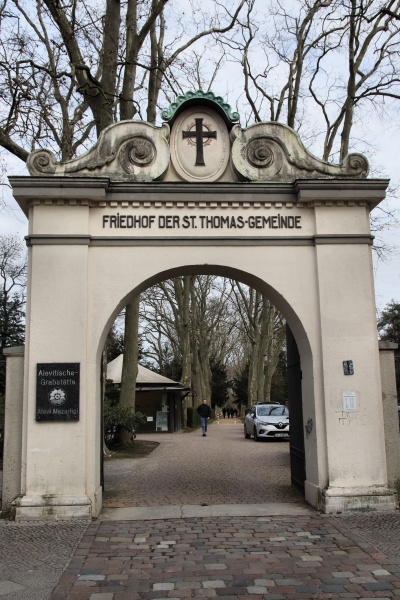 Thomas-Friedhof - Portal