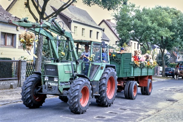 Traktor Kinder