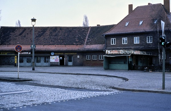 Bahnhof Gartenfeld