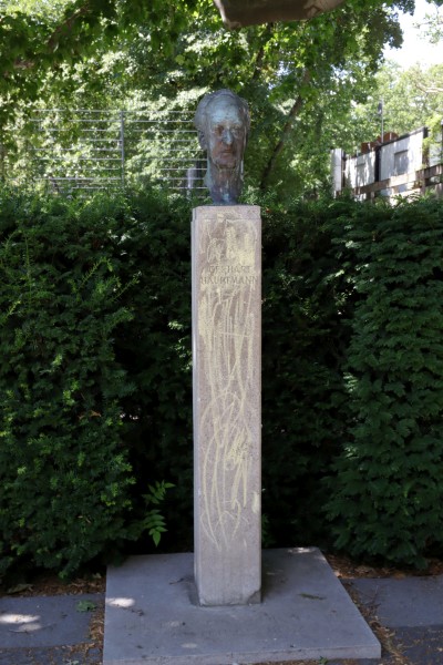 Gerhart-Hauptmann-Denkmal