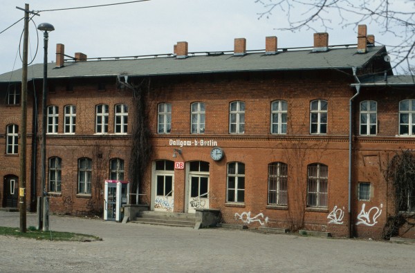 Bahnhofsgebäude