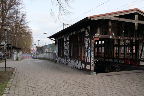 Bahnhof