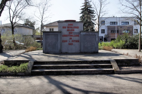 Den kmal