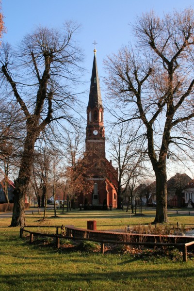 Dorfanger - Kirche