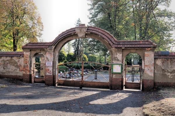 Friedhof - Eingang