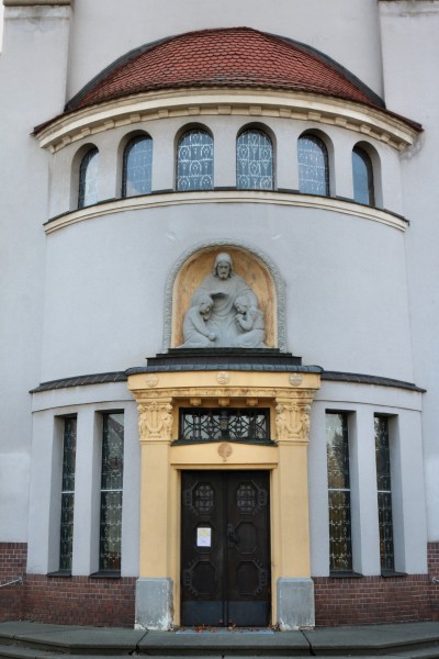 Martin-Luther-Kirche Portal