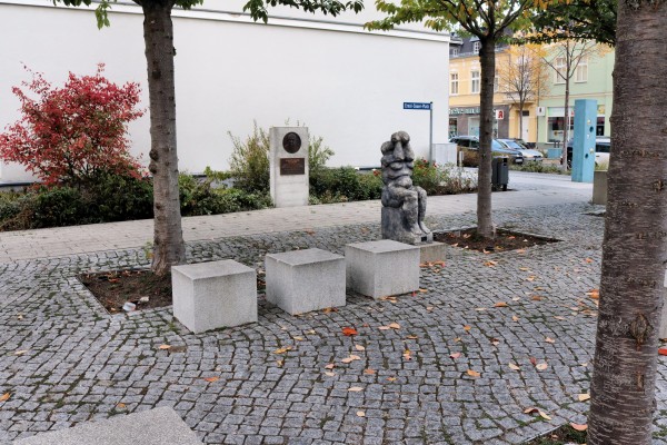 Ernst-Sauer-Platz