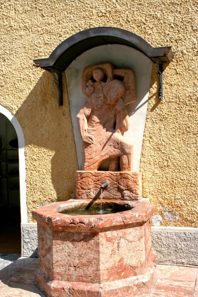 Christophorusbrunnen