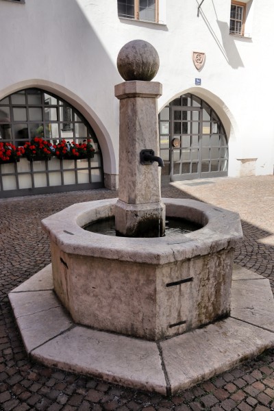 Rathausbrunnen